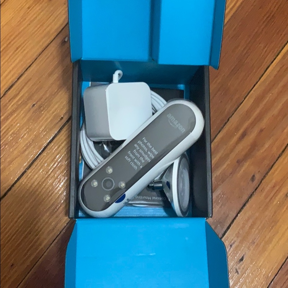 Amazon Echo Style Camera. - image 3